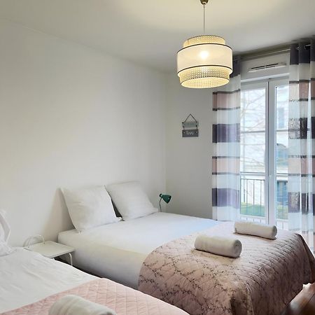 Family Stay - Steps From Disneyland Serris Esterno foto