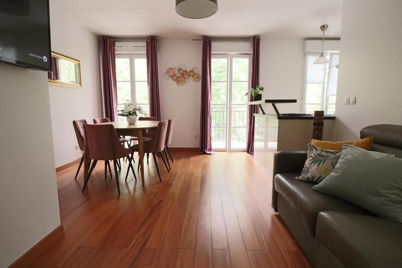 Family Stay - Steps From Disneyland Serris Esterno foto