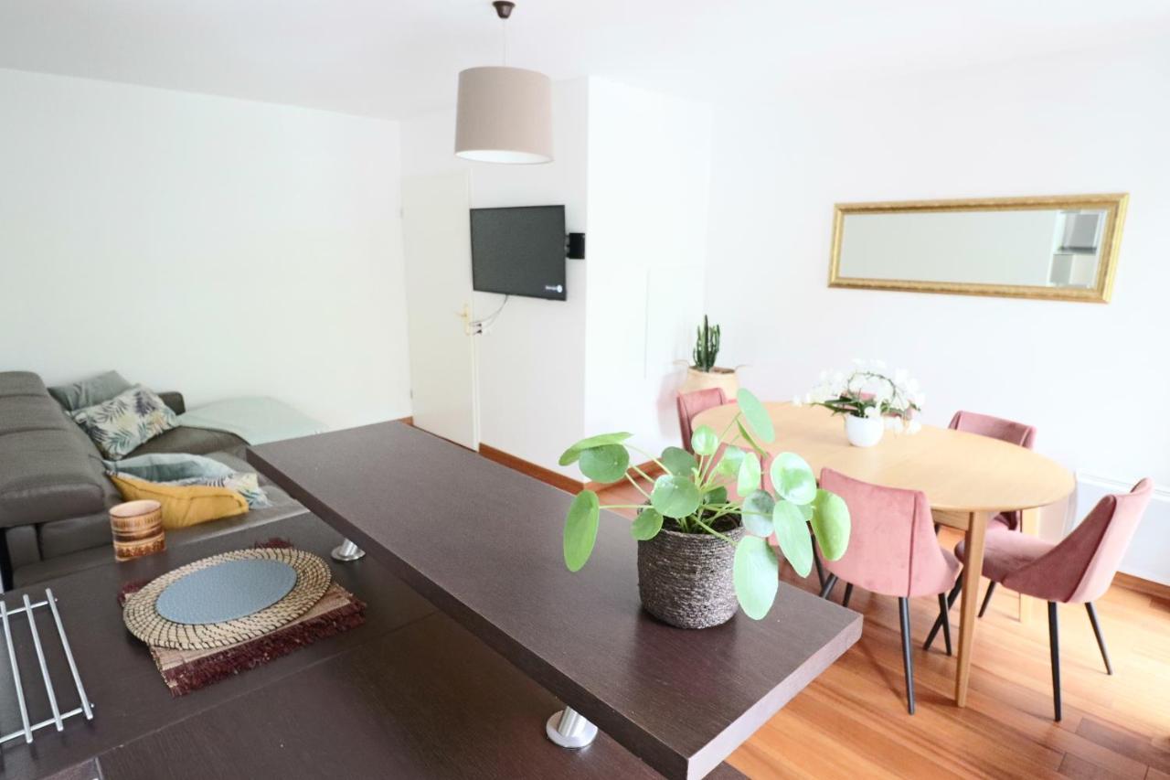 Family Stay - Steps From Disneyland Serris Esterno foto