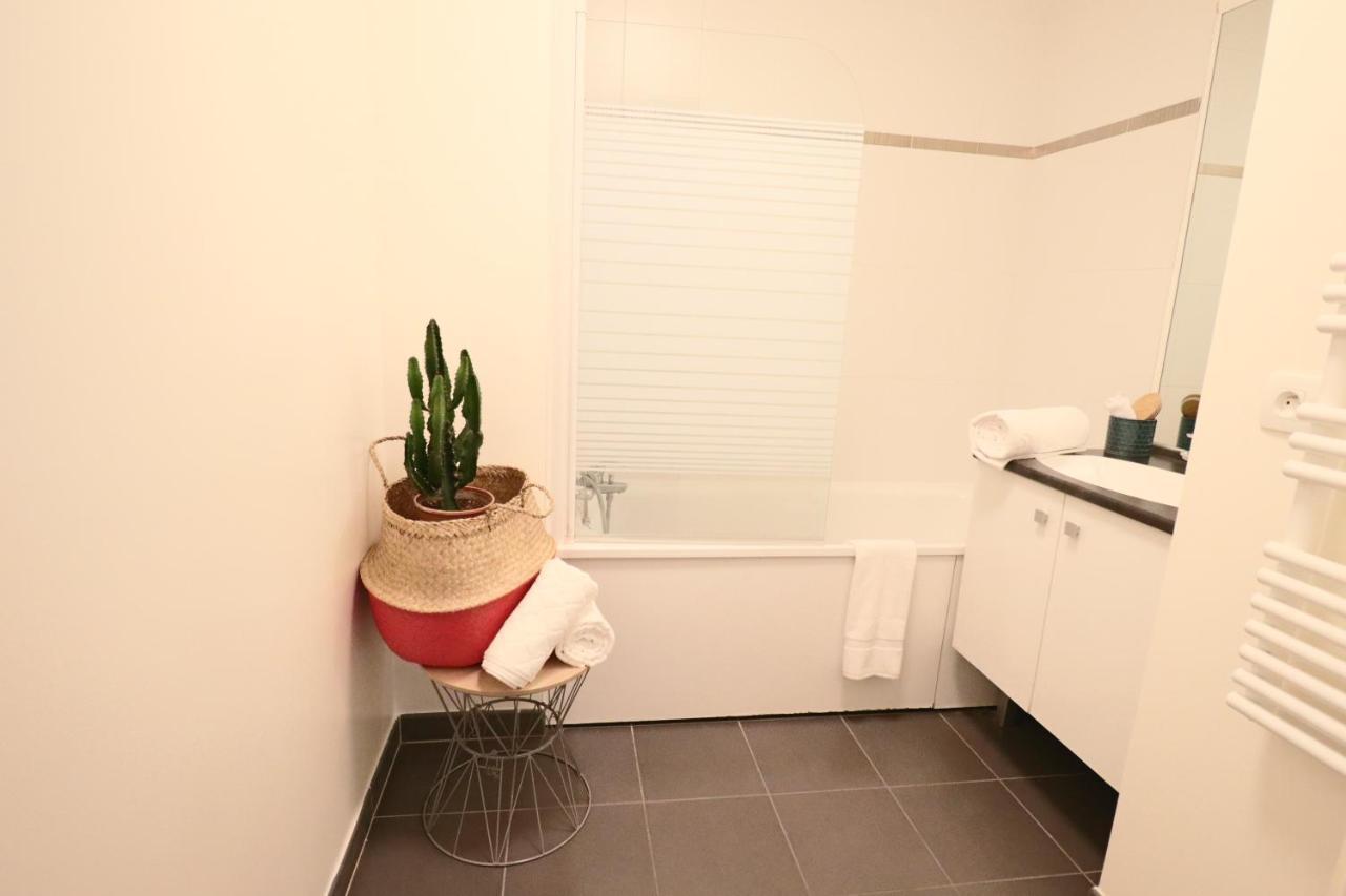 Family Stay - Steps From Disneyland Serris Esterno foto